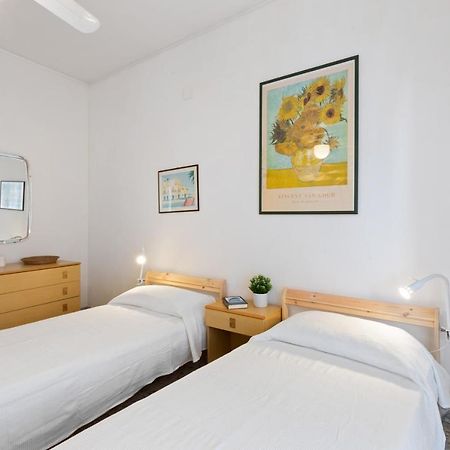 Aci Castello Seaview Apartment With Parking Luaran gambar