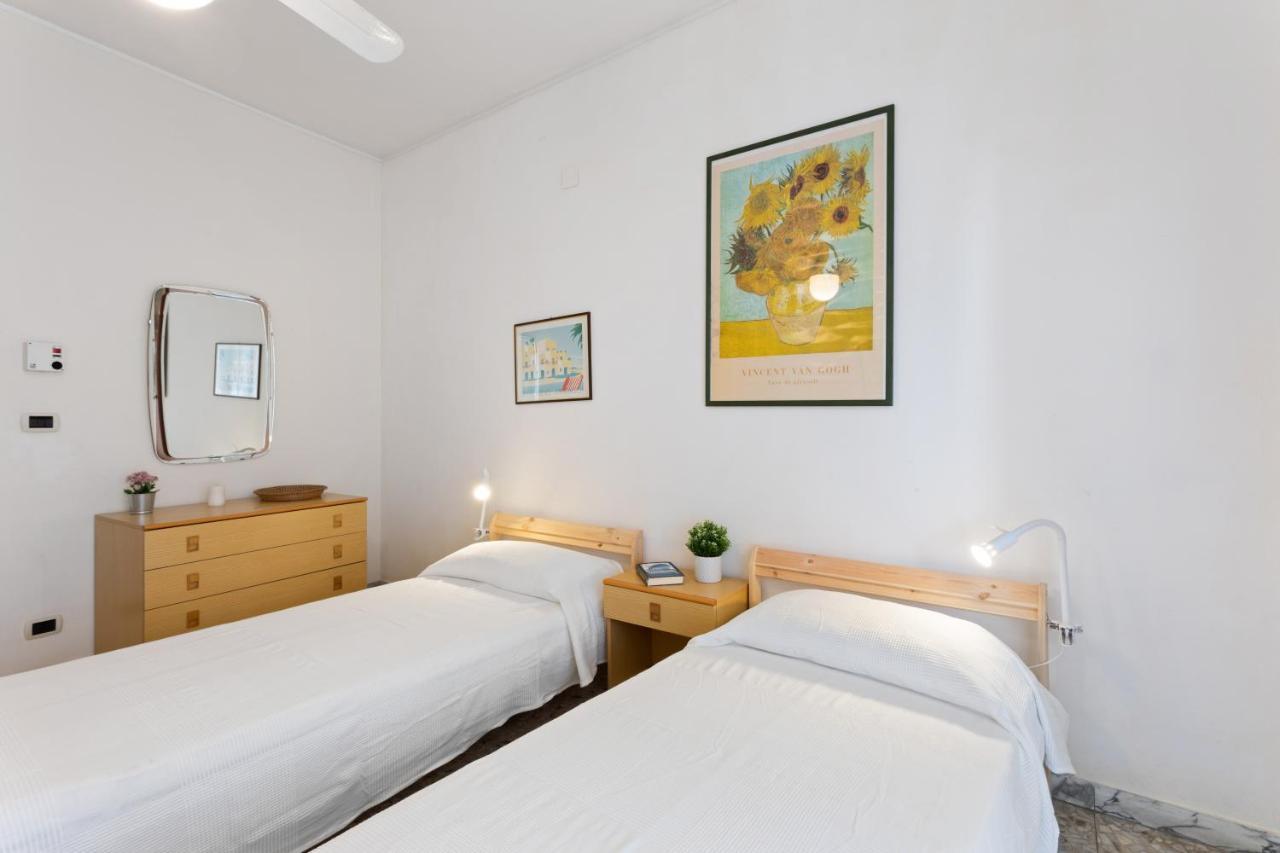 Aci Castello Seaview Apartment With Parking Luaran gambar