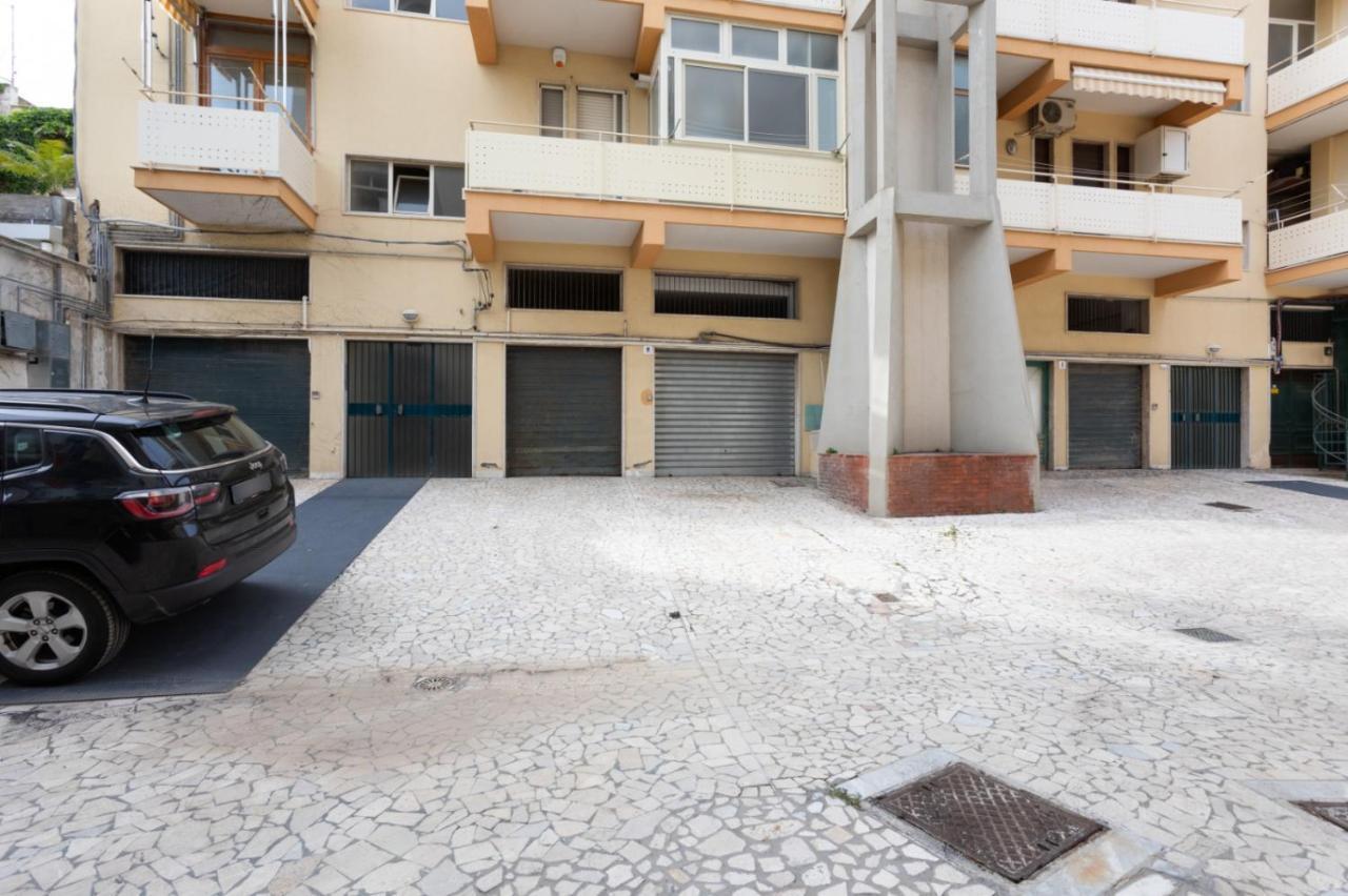 Aci Castello Seaview Apartment With Parking Luaran gambar