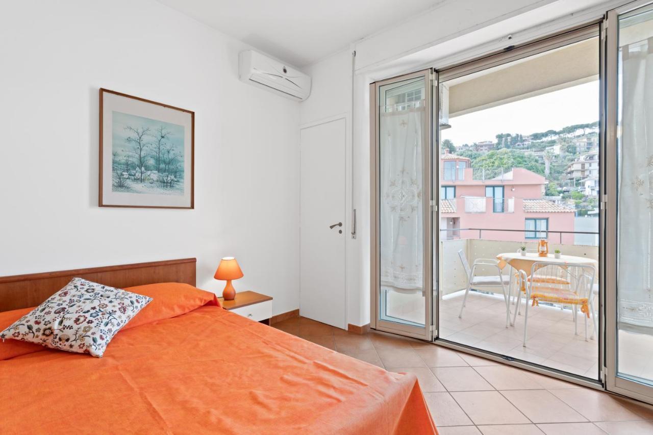 Aci Castello Seaview Apartment With Parking Luaran gambar